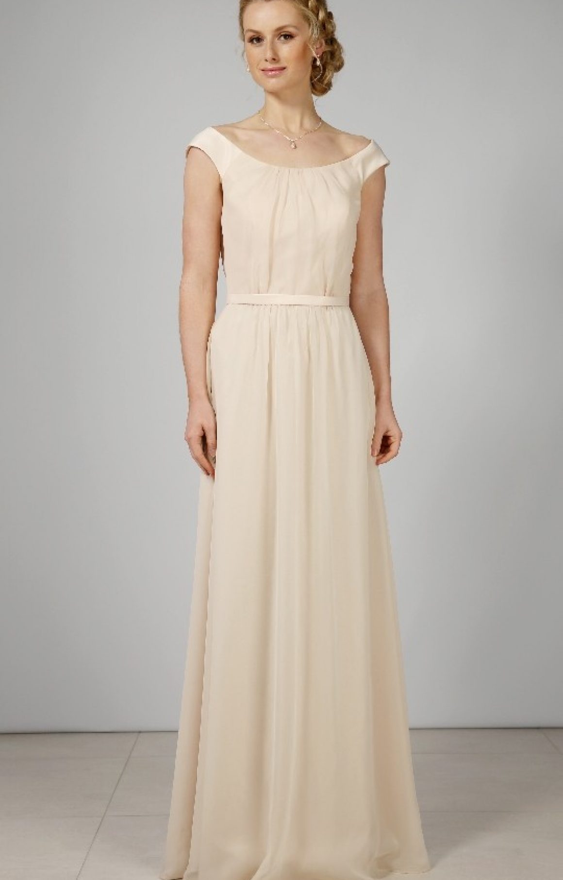 Richard Designs | Bridesmaid Dress | RDM1035