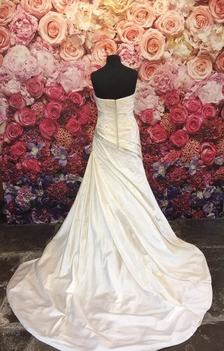 La Sposa | Wedding Dress | Drop Waist | ST243H