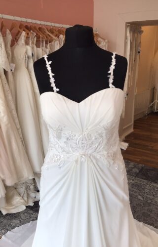D’Zage | Wedding Dress | Empire | T102F