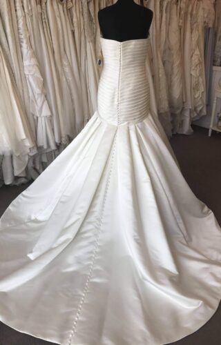 Pronovias | Wedding Dress | Drop Waist | B42M