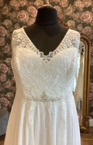 Terra Bridal | Wedding Dress | Aline | WN44D