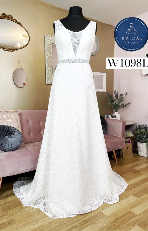White Rose | Wedding Dress | Aline | W1098L