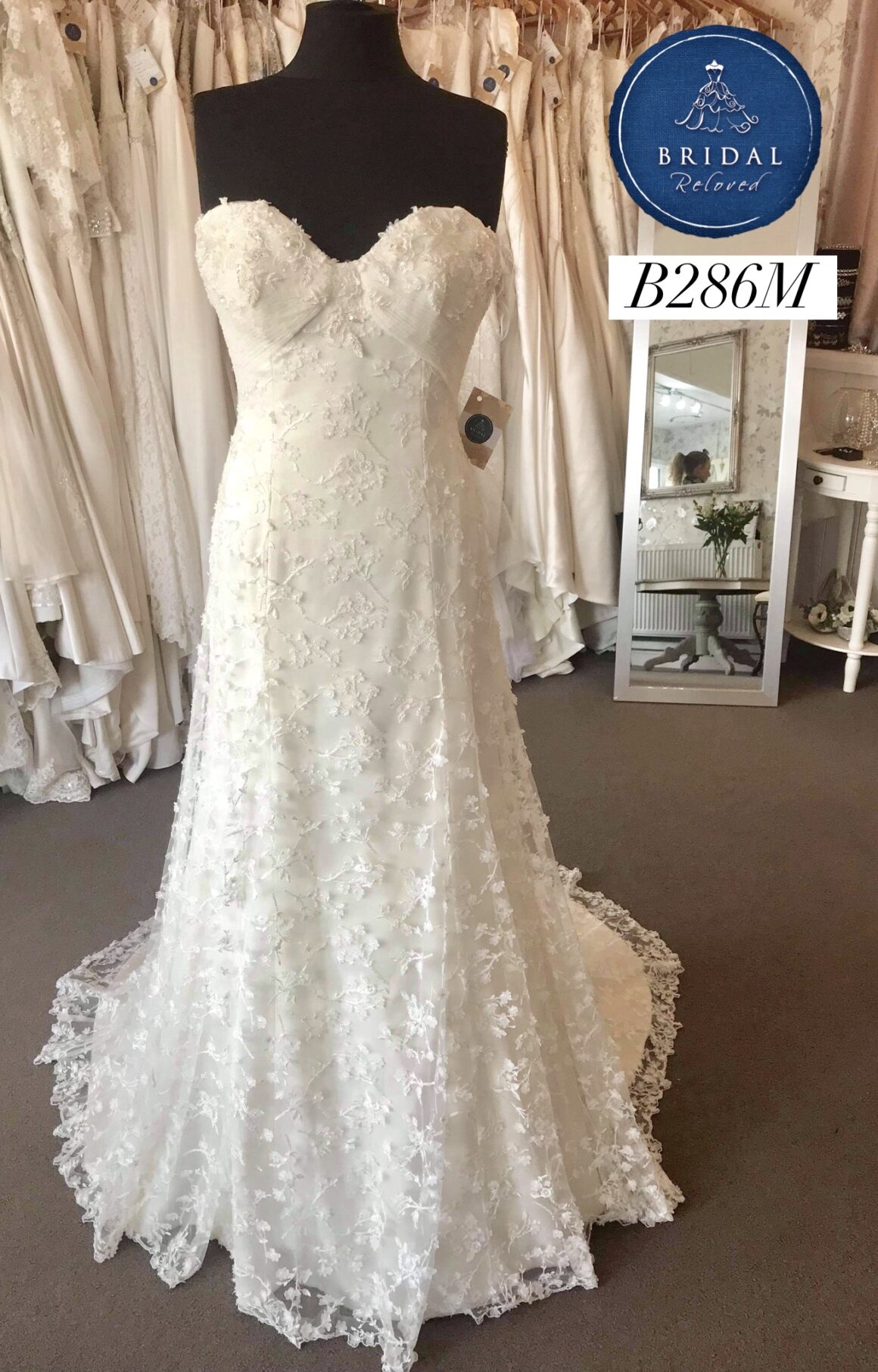 Sassi Holford | Wedding Dress | Empire | B286M