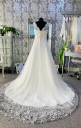 Eternally Yours | Wedding Dress | Aline | CA279A