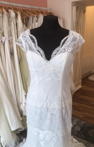 Cymbeline | Wedding Dress | Fit to Flare | T242F