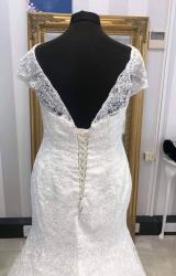 White Rose | Wedding Dress | Fit to Flare | WF303H