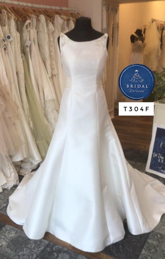 Augusta Jones | Wedding Dress | Fit to Flare | T304F