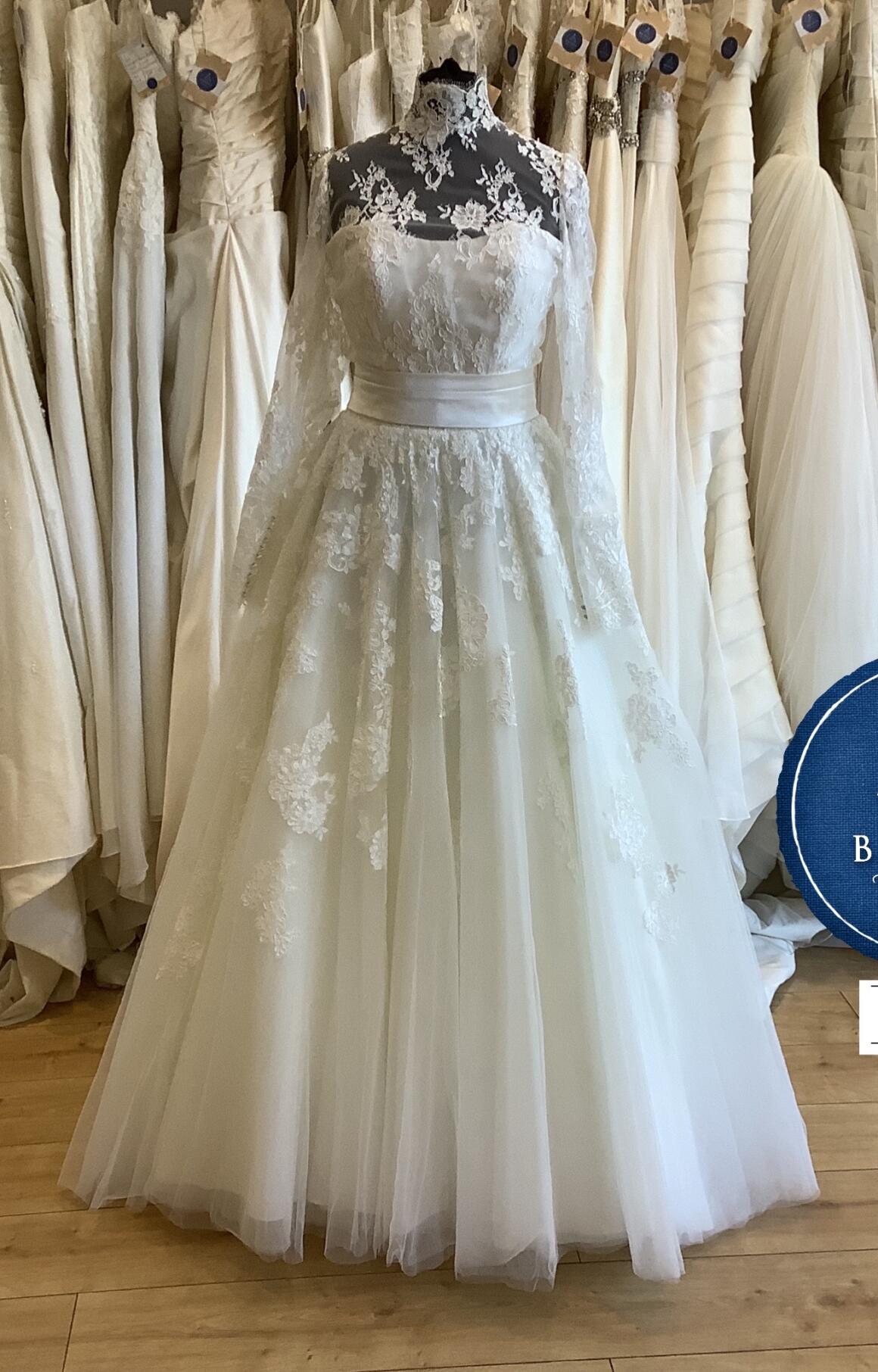 Allure | Wedding Dress | Aline | SO473
