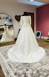 Ian Stuart | Wedding Dress | Aline | G30A