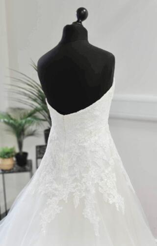 St Patrick | Wedding Dress | Aline | N60E