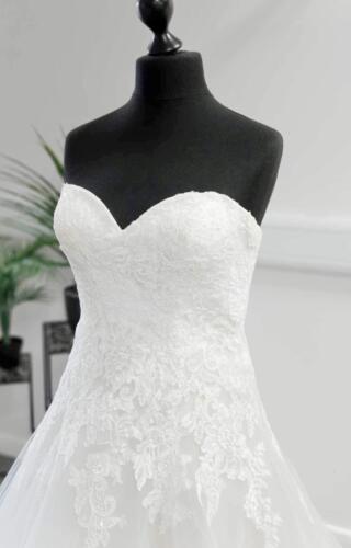 St Patrick | Wedding Dress | Aline | N60E