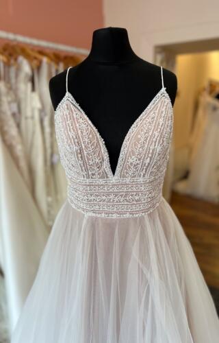 Eternity | Wedding Dress | A Line | T447F