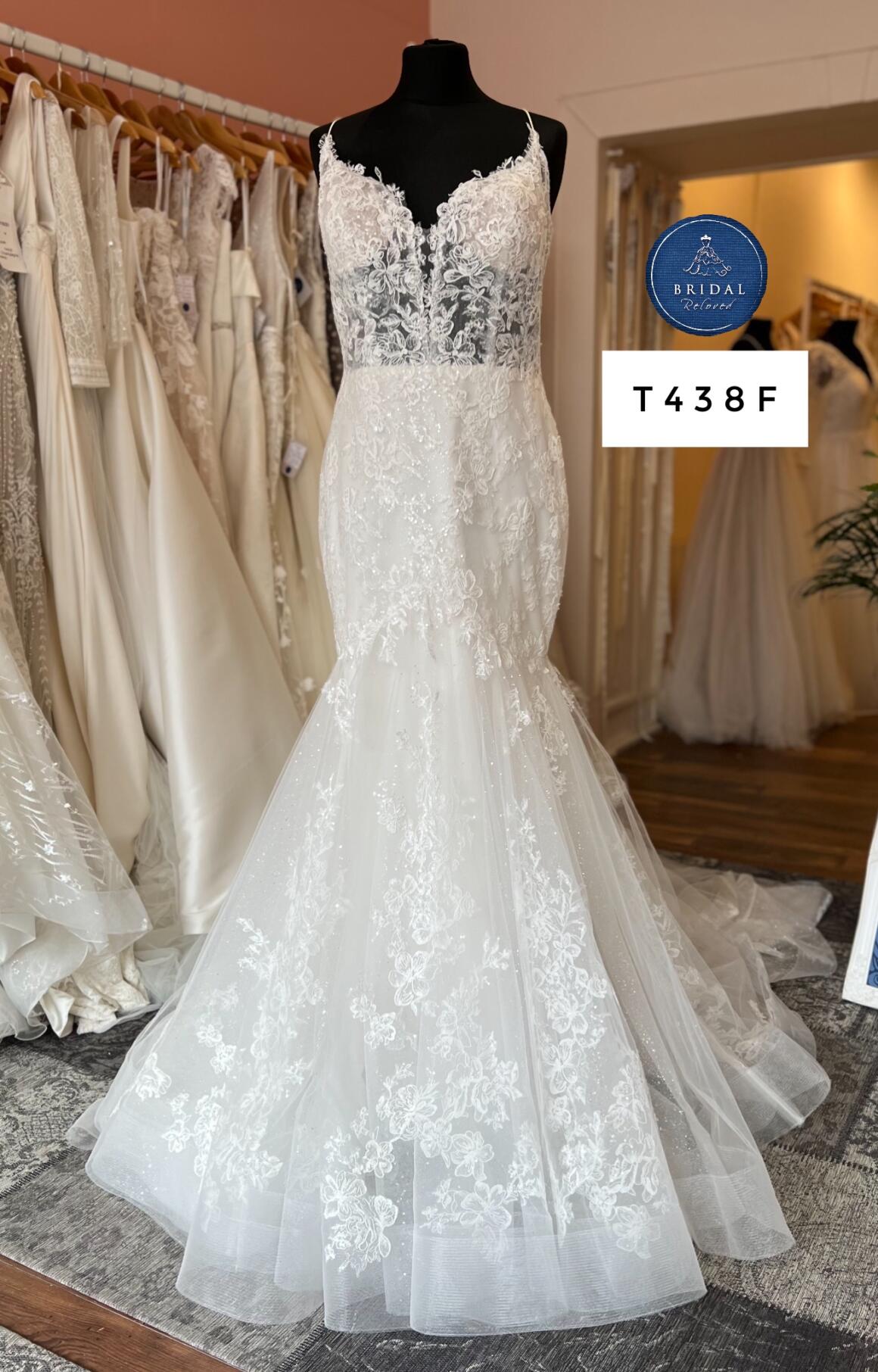 Enzoani | Wedding Dress | Fit to Flare | T438F