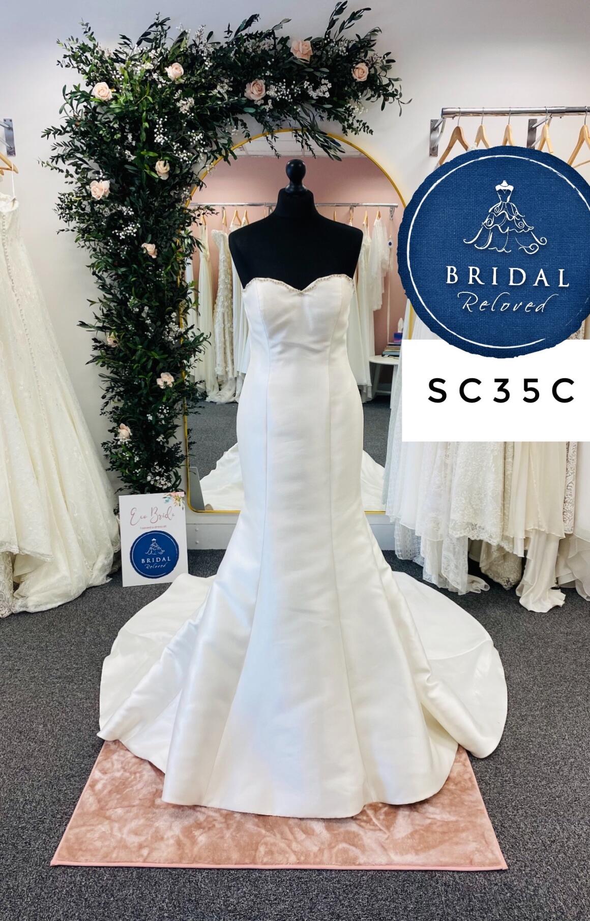 St Patrick | Wedding Dress | Fit to Flare | SC35C
