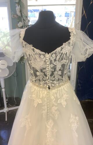 Romantica | Wedding Dress | A Line | ST829S