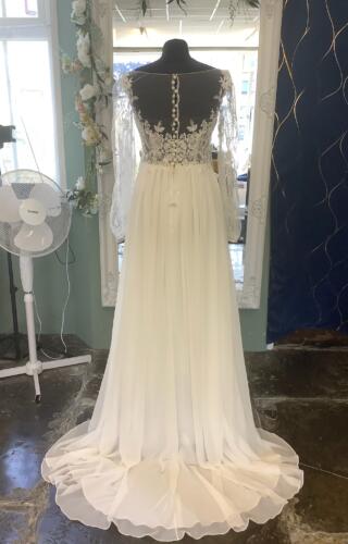 Romantica | Wedding Dress | A Line | ST837S