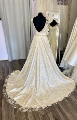 Nicola Anne | Wedding Dress | A Line | C323JL