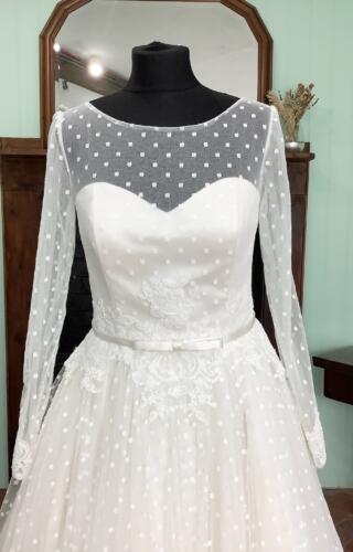 Lou Lou | Wedding Dress | A Line | SH542S