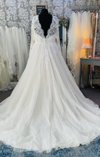 Romantica | Wedding Dress | A Line | CA409A