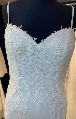 Adrian Alier | Wedding Dress | Fit to Flare | SO556G