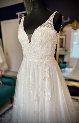 Madi Lane | Wedding Dress | A Line | BA239K
