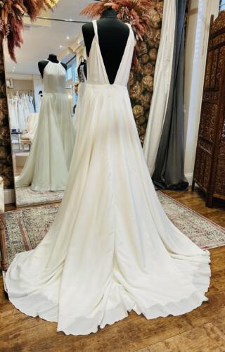 Charlie Brear | Wedding Dress | Aline | WN543D