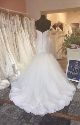 Etoile | Wedding Dress | Fishtail | T524F