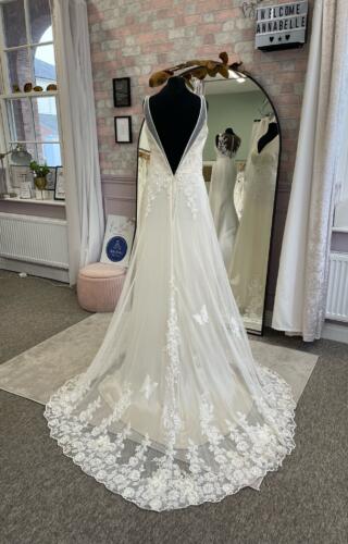 Terry Fox | Wedding Dress | A Line | D1774K