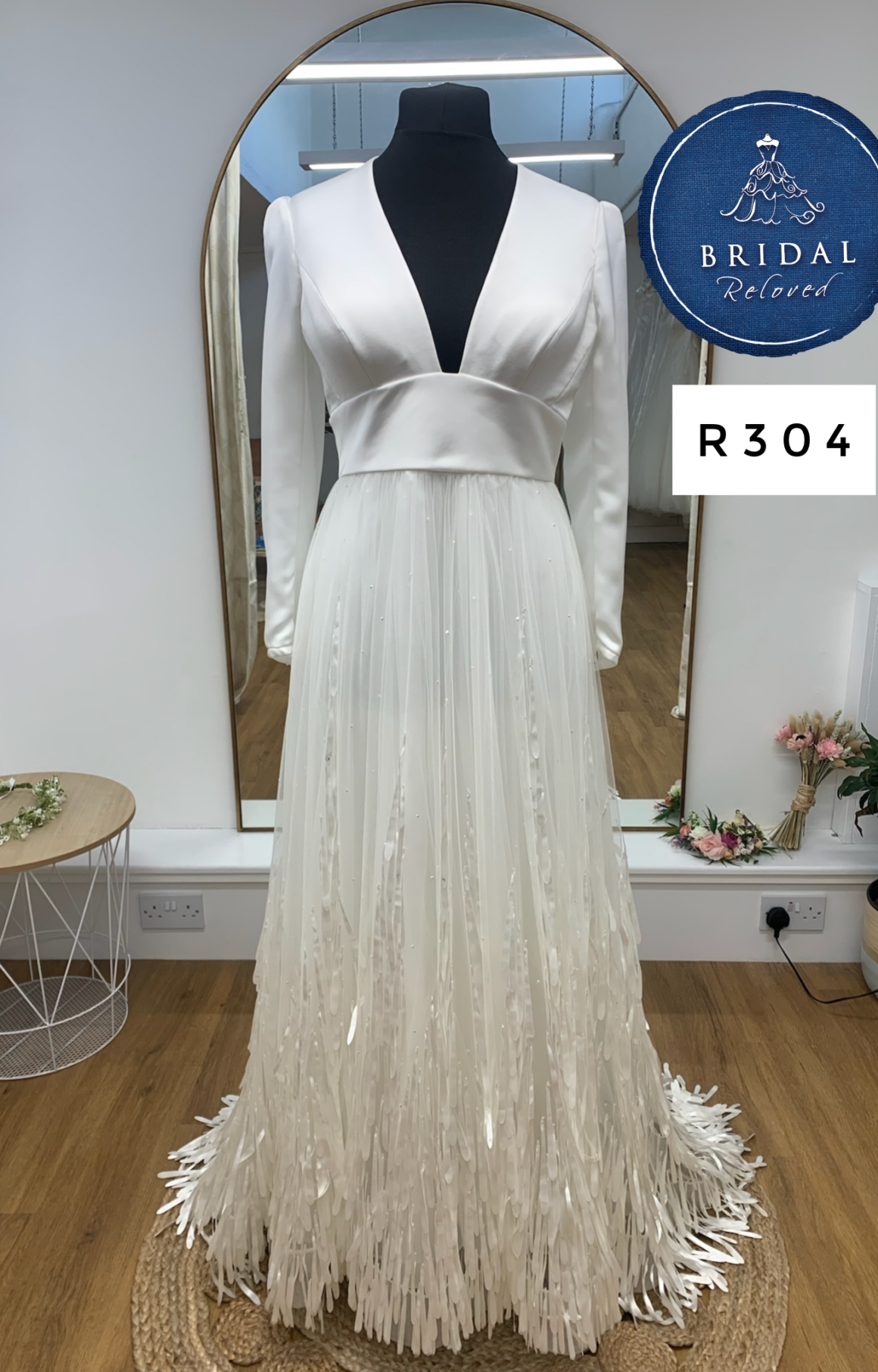 Sassi Holford | Wedding Dress | A Line | R304