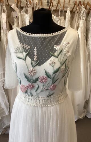 Bowen Dryden | Wedding Dress | A Line | B418M