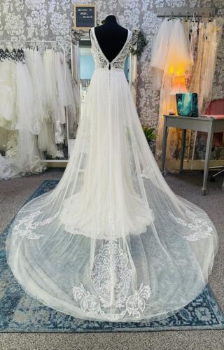 Beautiful | Wedding Dress | Column | CA440A