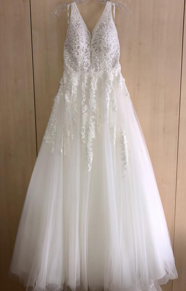 Stella York | Wedding Dress | A Line | C7372