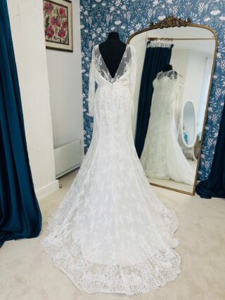 Ellis Bridal | Wedding Dress | Fit To Flare | CF39B