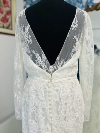 Ellis Bridal | Wedding Dress | Fit To Flare | CF39B