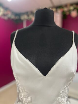 Enzoani | Wedding Dress | Fit To Flare | FLB39N
