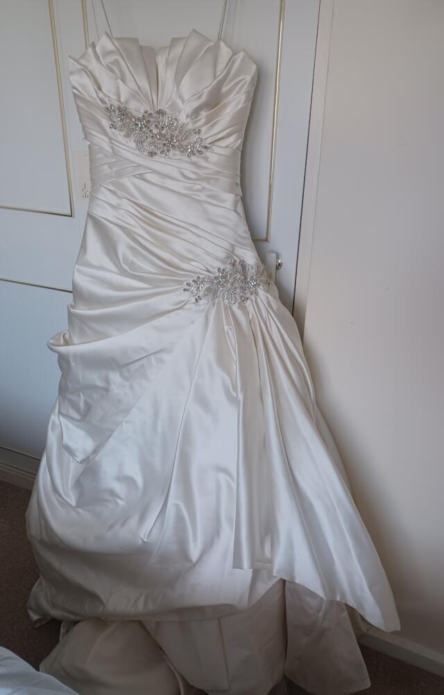 Enzoani | Wedding Dress | A Line | C7566