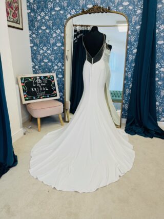 Elysee | Wedding Dress | Fit to Flare | CF181B