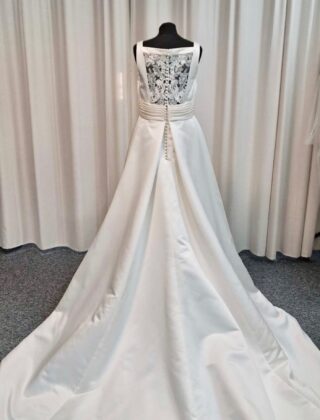 St Patrick | Wedding Dress | A Line | N140E