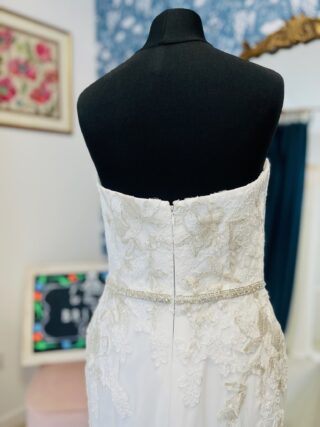 Enzoani | Wedding Dress | Fit To Flare | CF182B