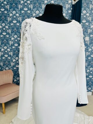Badgley Mischka | Wedding Dress | Fit To Flare | CF66B