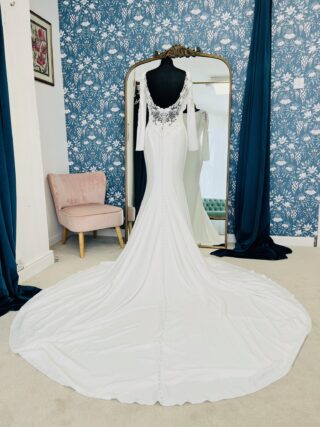 Badgley Mischka | Wedding Dress | Fit To Flare | CF66B