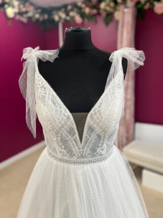 Tiffany | Wedding Dress | A Line | FLB26N