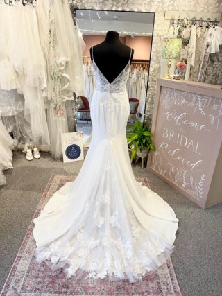 Justin Alexander | Wedding Dress | Fit To Flare | CA565A