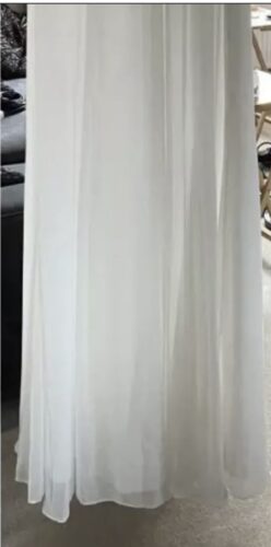 Sarah Danielle | Wedding dress | Empire Line | C9554