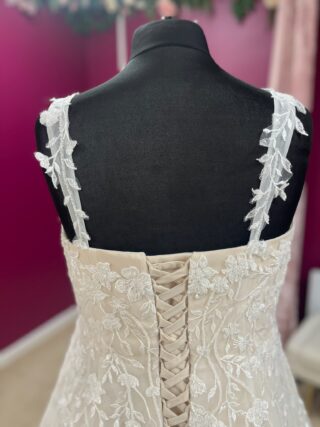 Island Bridal | Wedding Dress | A Line | FLB71N