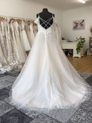 Romantica | Wedding Dress | A Line | T657F