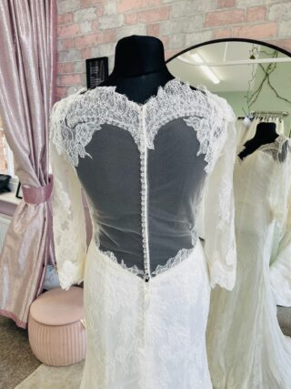 Eternity | Wedding Dress | Fit To Flare | D2010K