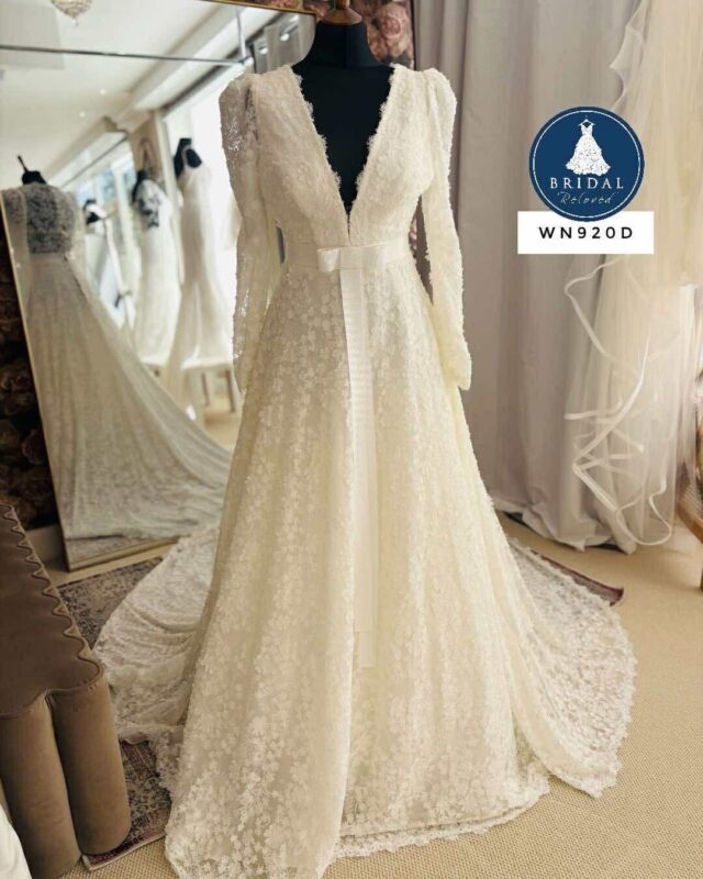 Sassi Holford | Wedding Dress | A Line | WN920D