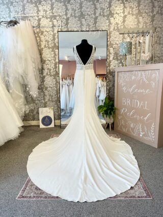 Sincerity | Wedding Dress | Fit To Flare | L552A