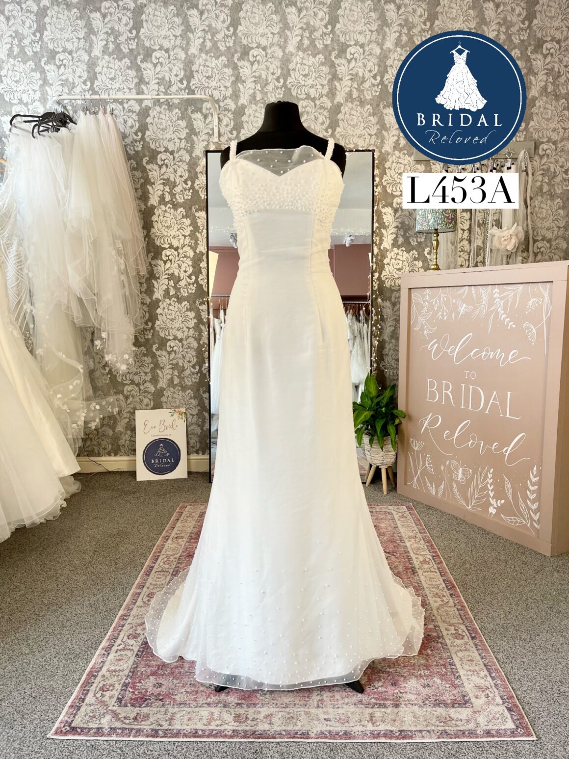 Romantica | Wedding Dress | Column | L453A